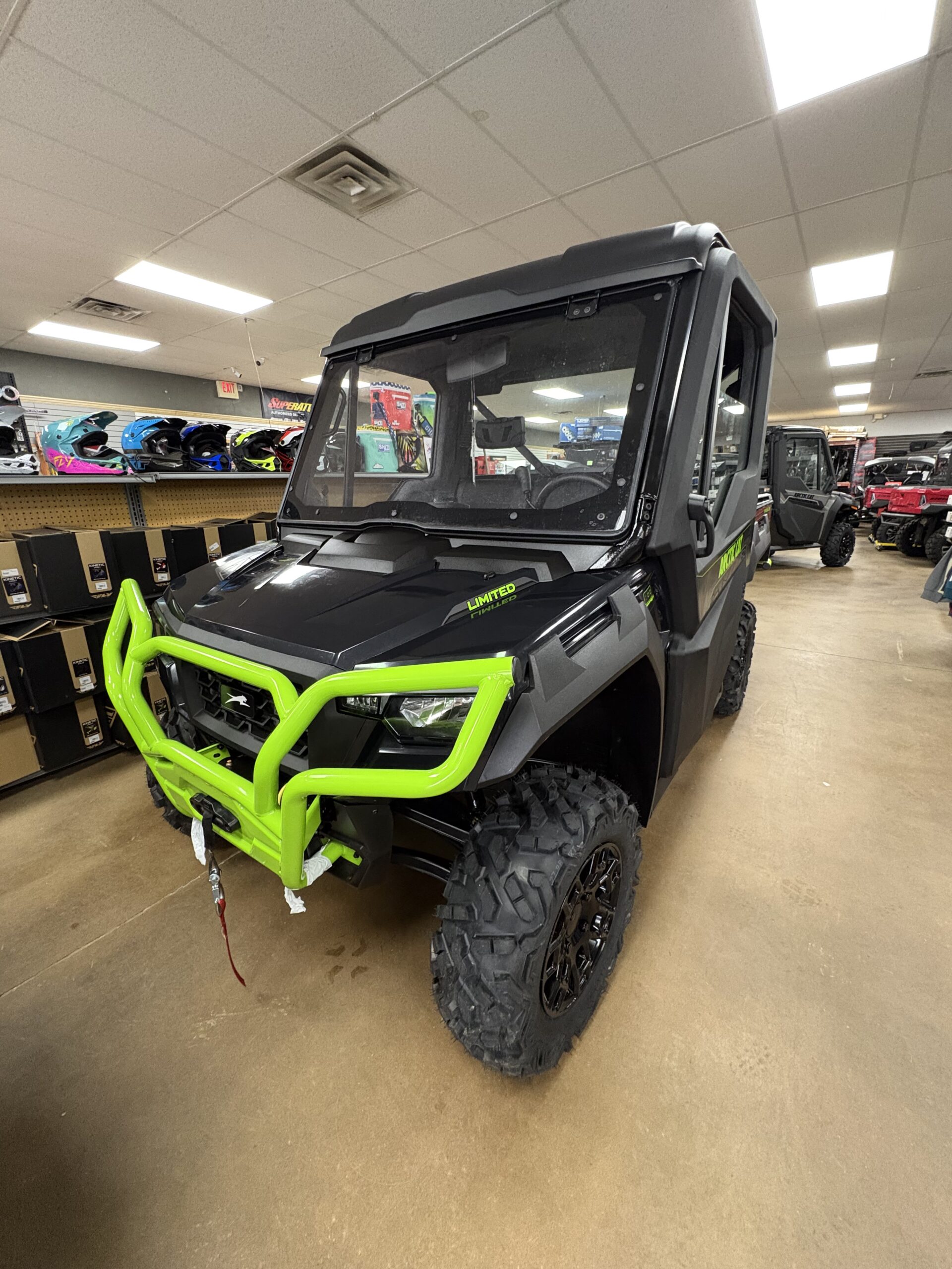 2025 PROWLER LIMITED GREEN - Image 3