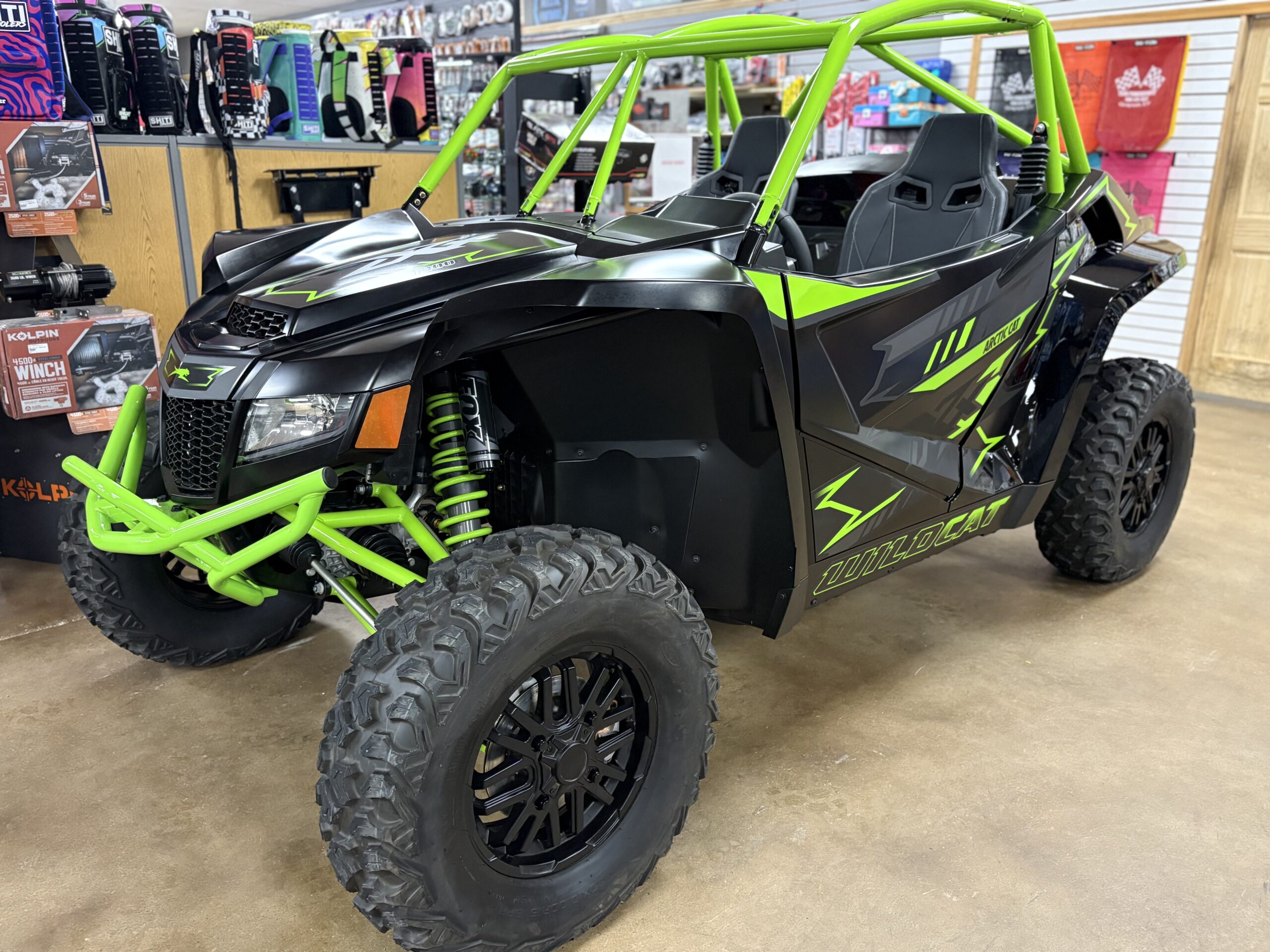 2025 WILDCAT XX LIMITED BLACK - Image 2